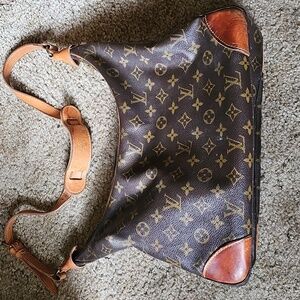 LOUIS VUITTON Monogram Boulogne  Shoulder Bag